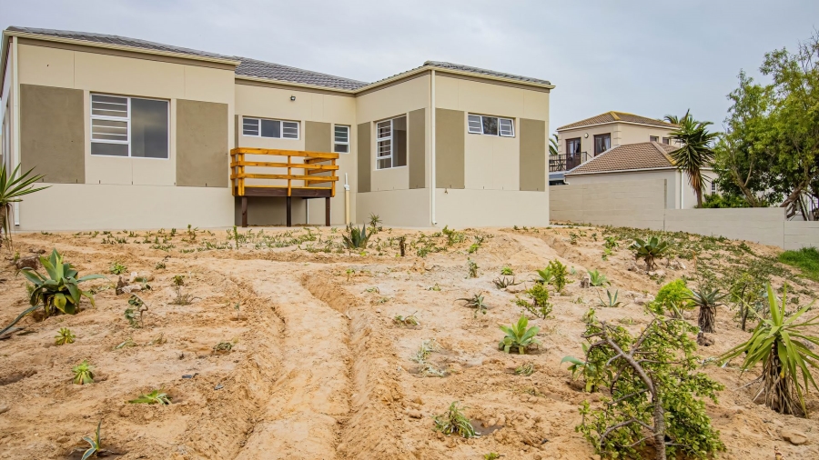 4 Bedroom Property for Sale in Country Club Western Cape